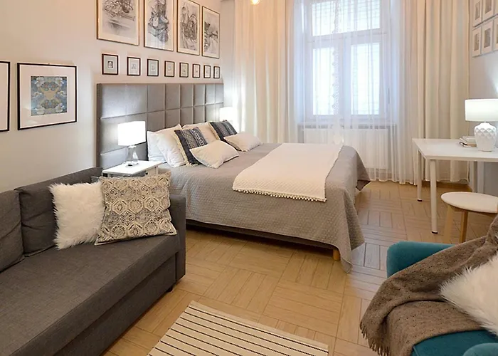 Art W Centrum Krakowa アパート クラクフ